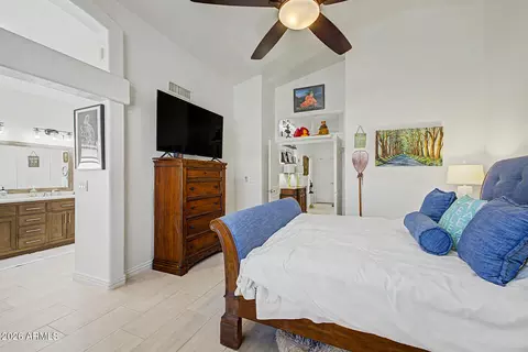 Bedroom - 1344 E Sheena Dr, Phoenix, AZ 85022 photo 3 of 5