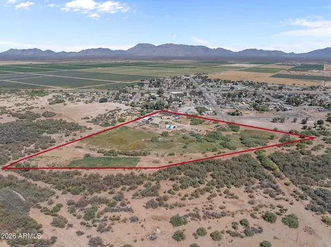35448 2nd St, Wenden, AZ 85357