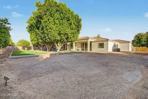 Exterior - 3338 E Jaeger Cir, Mesa, AZ 85213 photo 6 of 9