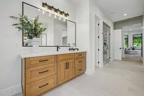 Bath - 3338 E Jaeger Cir, Mesa, AZ 85213 photo 5 of 11