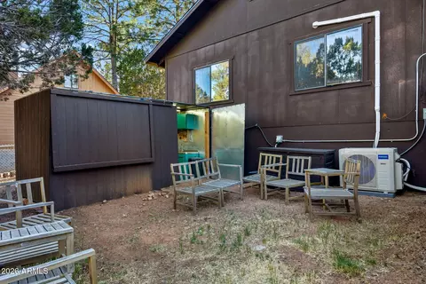 Exterior - 3307 Pine Cone Dr, Overgaard, AZ 85933 photo 8 of 11