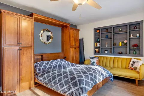Bedroom - 3307 Pine Cone Dr, Overgaard, AZ 85933 photo 1 of 7