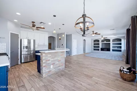 34043 N Danja Dr, San Tan Valley, AZ 85142