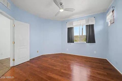 Bedroom - 1225 E Grenadine Rd, Phoenix, AZ 85040 photo 3 of 6