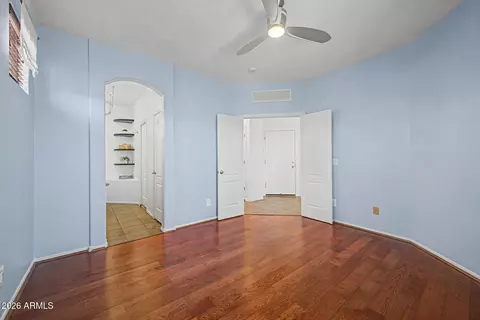Bedroom - 1225 E Grenadine Rd, Phoenix, AZ 85040 photo 2 of 6