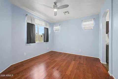 Bedroom - 1225 E Grenadine Rd, Phoenix, AZ 85040 photo 1 of 6