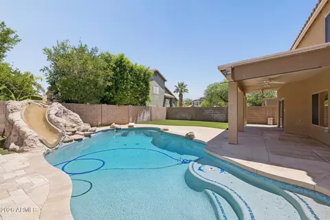 Exterior - 1394 E Betsy Ln, Gilbert, AZ 85296 photo 4 of 7