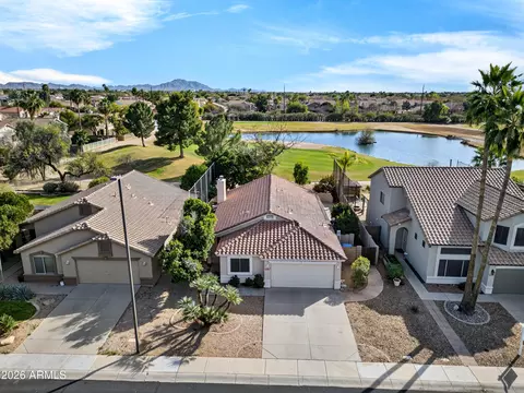 View/Area - 1365 E Betsy Ln, Gilbert, AZ 85296 photo 2 of 6