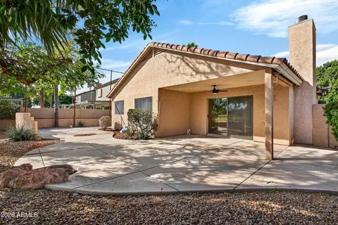 Exterior - 1365 E Betsy Ln, Gilbert, AZ 85296 photo 4 of 11
