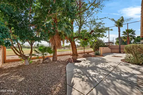 Exterior - 1365 E Betsy Ln, Gilbert, AZ 85296 photo 6 of 11