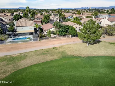 View/Area - 1365 E Betsy Ln, Gilbert, AZ 85296 photo 5 of 6