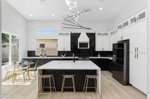 3560 S Nebraska St, Chandler, AZ 85248
