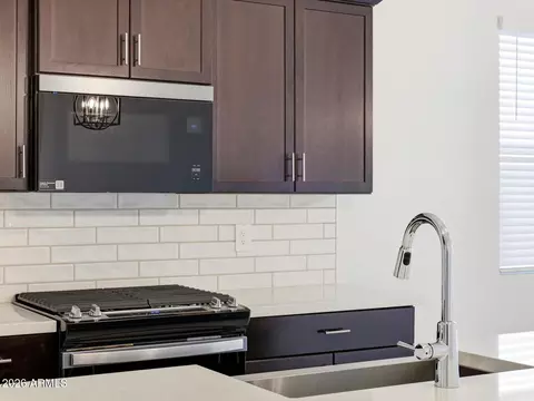 17869 W Washington St, Goodyear, AZ 85338