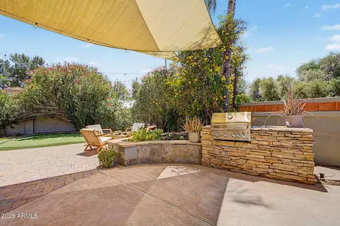 Exterior - 295 E Stacey Ln, Tempe, AZ 85284 photo 7 of 14