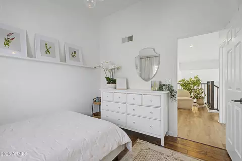 Bedroom - 295 E Stacey Ln, Tempe, AZ 85284 photo 6 of 10