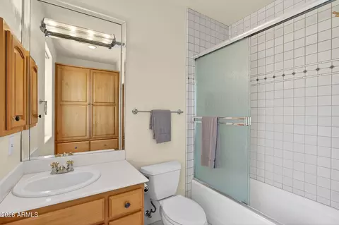 Bath - 8540 E Mcdowell Rd #116, Mesa, AZ 85207 photo 5 of 8