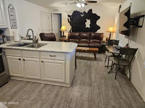 105 N Delaware Dr #21, Apache Junction, AZ 85120