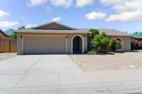 2421 W Brooks St, Chandler, AZ 85224