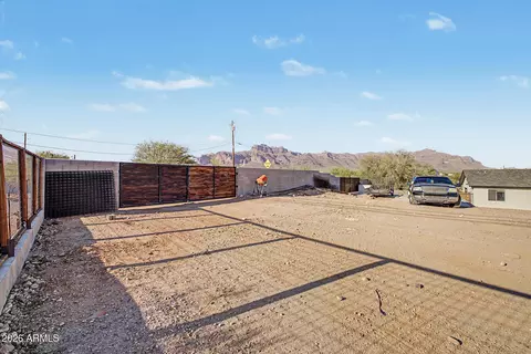 Exterior - 4863 E 18th Ave, Apache Junction, AZ 85119 photo 19 of 22