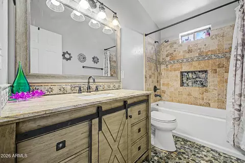 Bath - 4863 E 18th Ave, Apache Junction, AZ 85119 photo 4 of 4