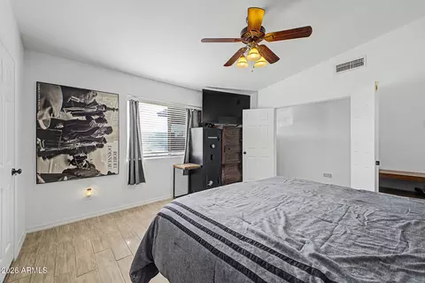 Bedroom - 4863 E 18th Ave, Apache Junction, AZ 85119 photo 3 of 5