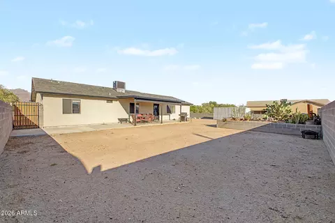 Exterior - 4863 E 18th Ave, Apache Junction, AZ 85119 photo 16 of 22