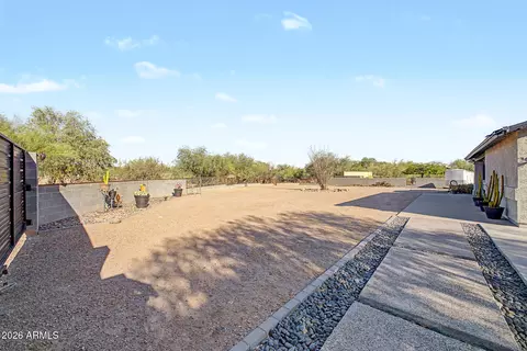 Exterior - 4863 E 18th Ave, Apache Junction, AZ 85119 photo 20 of 22