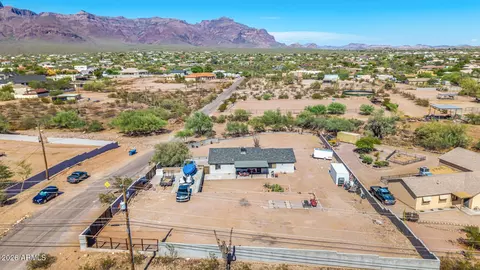 View/Area - 4863 E 18th Ave, Apache Junction, AZ 85119 photo 7 of 12