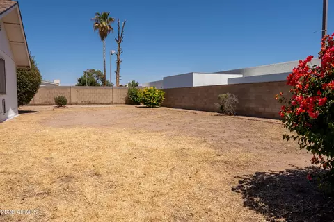 Exterior - 4331 W Dailey St, Glendale, AZ 85306 photo 2 of 7