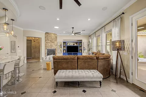 Living - 2408 W Bajada Rd, Phoenix, AZ 85085 photo 2 of 4