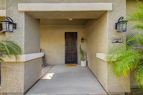 Exterior - 2408 W Bajada Rd, Phoenix, AZ 85085 photo 3 of 10