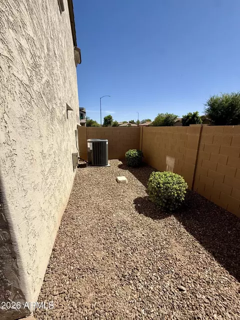 Exterior - 11033 E Storia Ave, Mesa, AZ 85212 photo 6 of 7