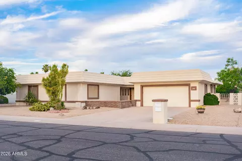 10709 W Wheatridge Dr, Sun City, AZ 85373