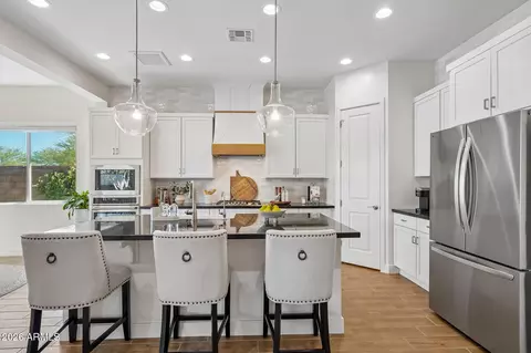 Kitchen - 3227 E Donald Dr, Phoenix, AZ 85050 photo 2 of 3