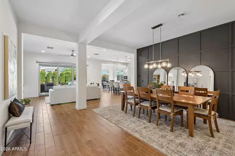 Dining - 3227 E Donald Dr, Phoenix, AZ 85050 photo 2 of 2