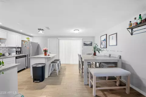 Dining - 3624 E Captain Dreyfus Ave, Phoenix, AZ 85032 photo 1 of 1