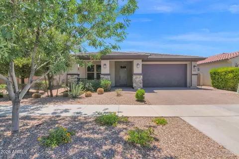 Exterior - 10631 E Wavelength Ave, Mesa, AZ 85212 photo 2 of 8