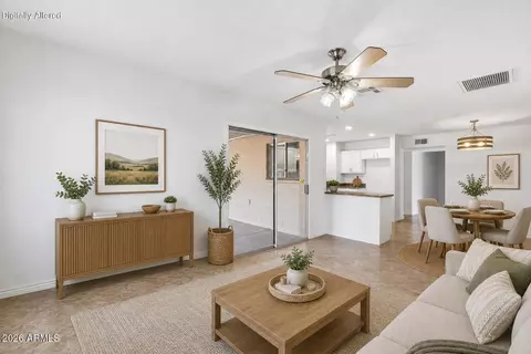 5538 W Hartford Ave, Glendale, AZ 85308