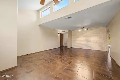 Living - 2818 E Paradise Dr, Phoenix, AZ 85028 photo 2 of 4