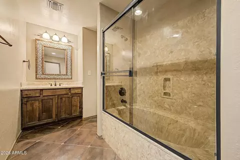 Bath - 2818 E Paradise Dr, Phoenix, AZ 85028 photo 3 of 3
