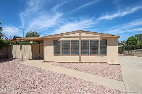 7242 S 41st St, Phoenix, AZ 85042