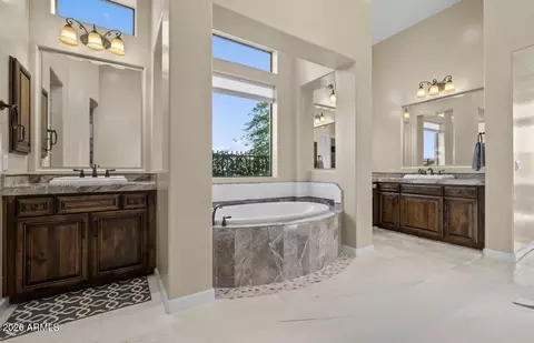 Bath - 8856 E Rosedale Cir, Mesa, AZ 85207 photo 1 of 8