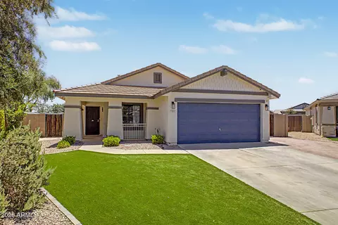 2683 W Wrangler Way, San Tan Valley, AZ 85142