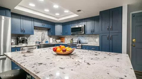 7910 E Camelback Rd #212, Scottsdale, AZ 85251