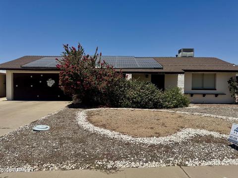 11802 N Hacienda Dr, Sun City, AZ 85351