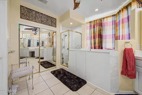 Bath - 1621 E Monte Cristo Ave, Phoenix, AZ 85022 photo 3 of 4