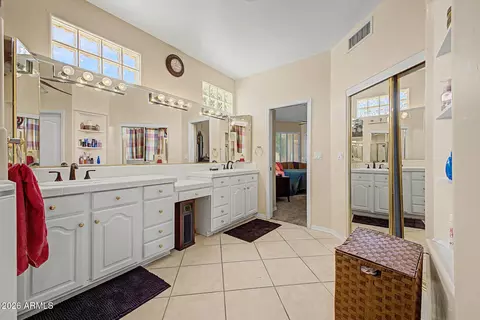 Bath - 1621 E Monte Cristo Ave, Phoenix, AZ 85022 photo 4 of 4