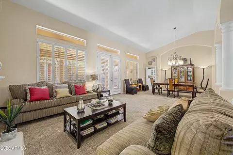 Living - 1621 E Monte Cristo Ave, Phoenix, AZ 85022 photo 2 of 5