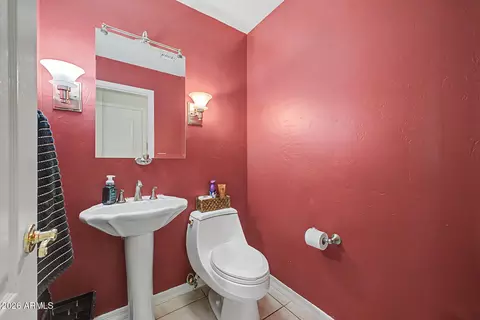 Bath - 1621 E Monte Cristo Ave, Phoenix, AZ 85022 photo 1 of 4