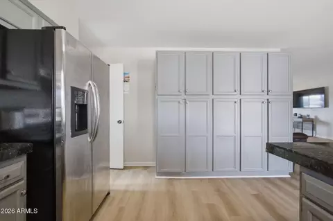 Entry Way - 2329 E Concorda Dr, Tempe, AZ 85282 photo 1 of 2